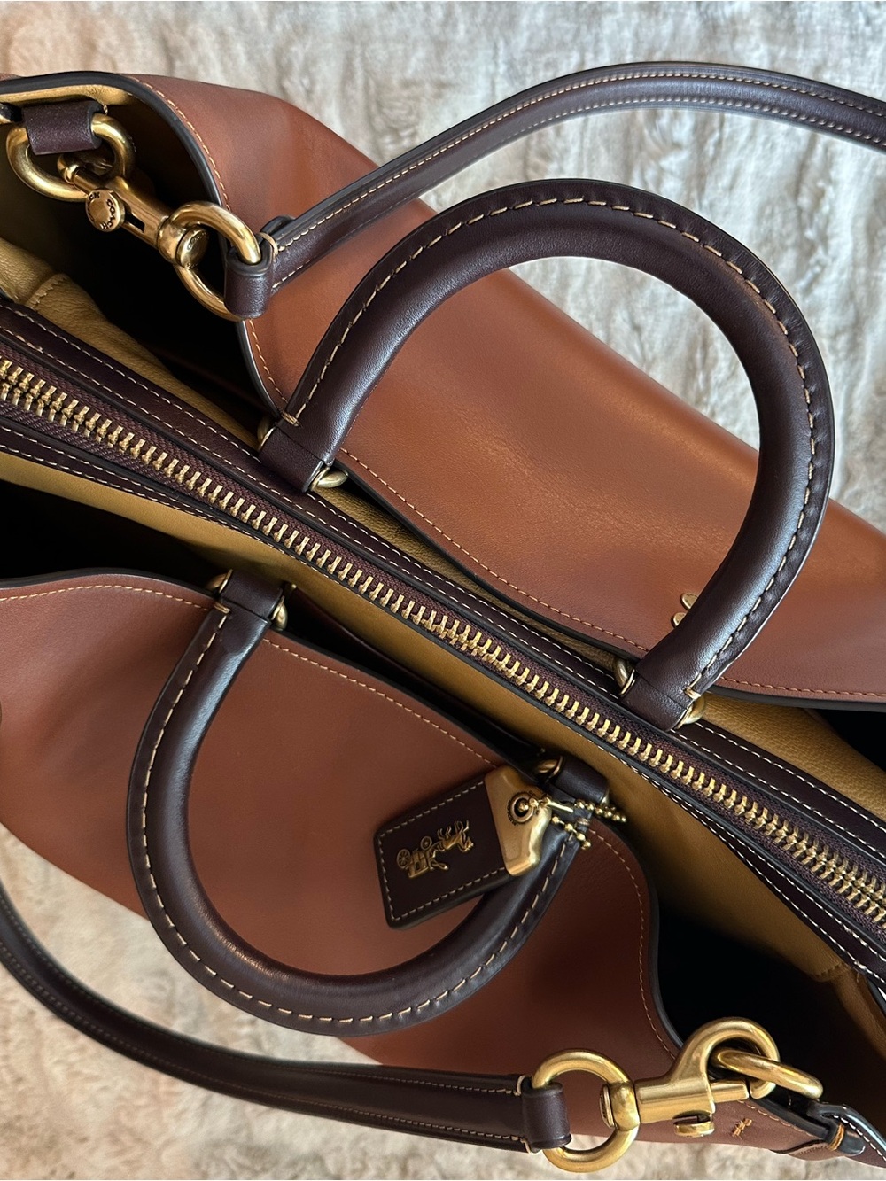 Coach Rogue 39 Colorblock HTF - Picture 13 of 16